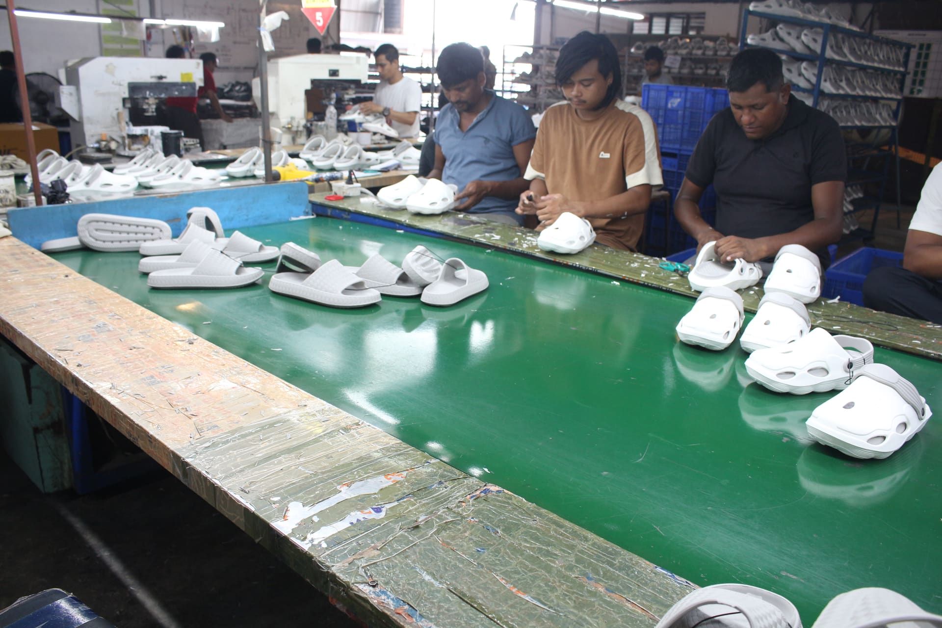 Jayshree Group factory workers and production line